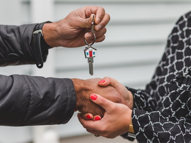 ¡Recupera tu vivienda en solo 48 horas con Desokupa Ibérica! 